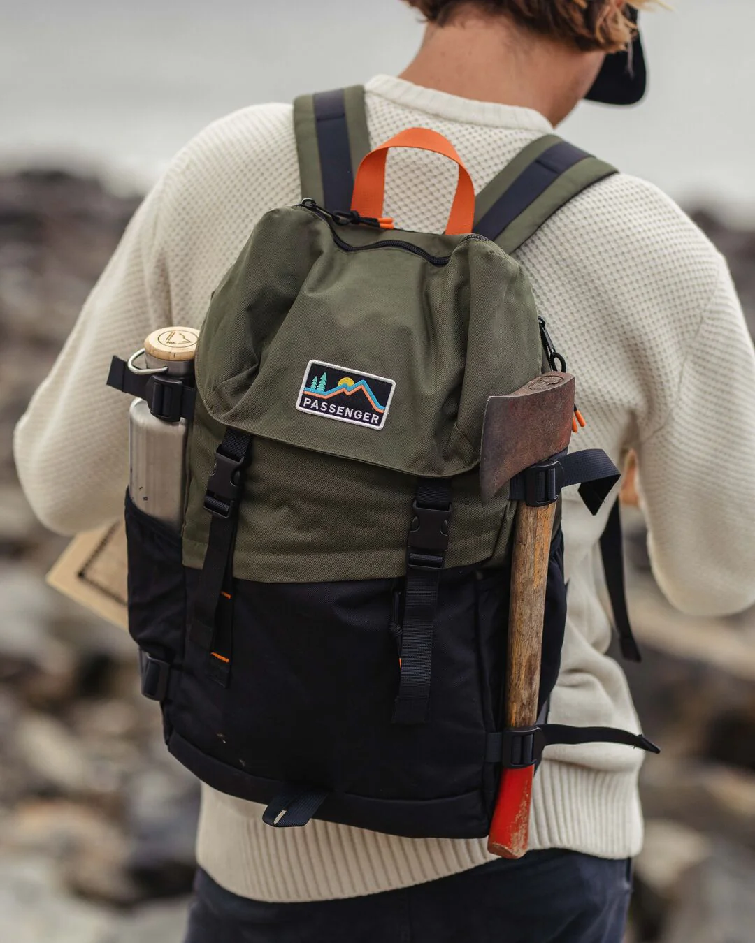 Boondocker 26L Backpack - Black/Khaki - Image 5