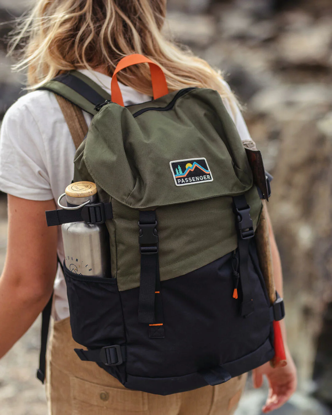 Boondocker 26L Backpack - Black/Khaki - Image 6