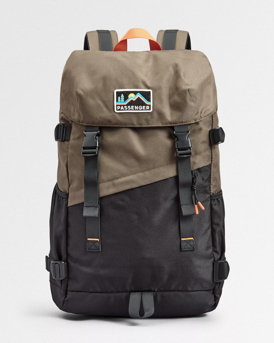 Boondocker 26L Backpack - Black/Khaki - Image 7