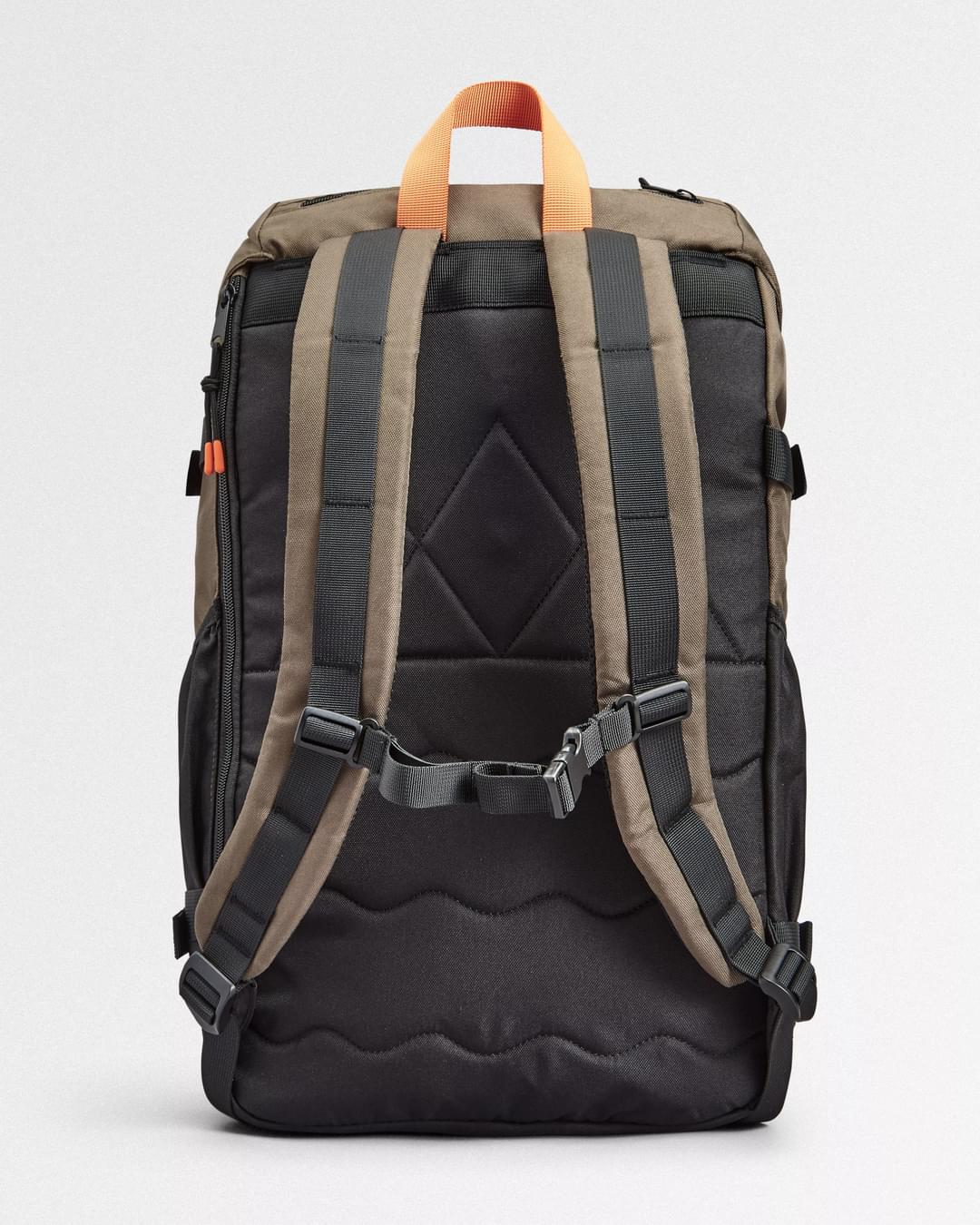 Boondocker 26L Backpack - Black/Khaki - Image 9
