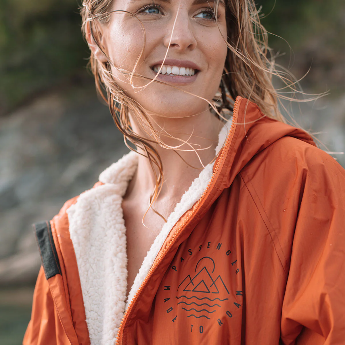Escapism Sherpa Lined Changing Robe - Rust - Image 5