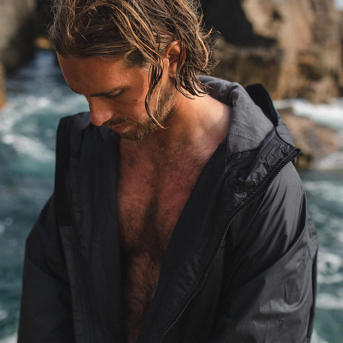 Escapism Towel Lined Changing Robe - Black - Image 5