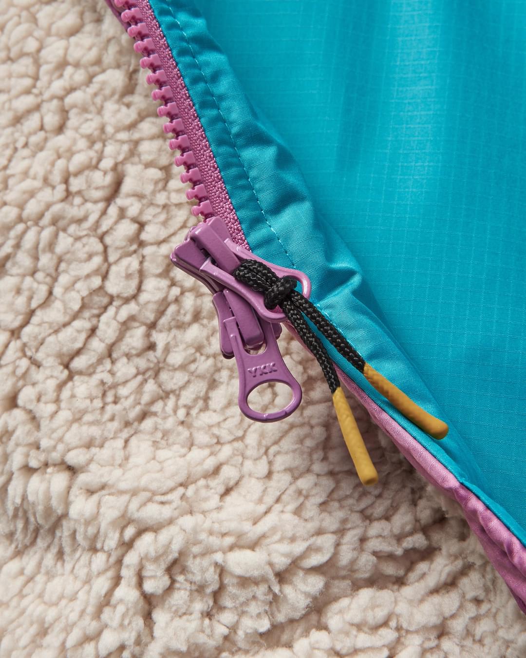 Roaming Sherpa Lined Changing Robe - Viridian Green/Orchid - Image 13