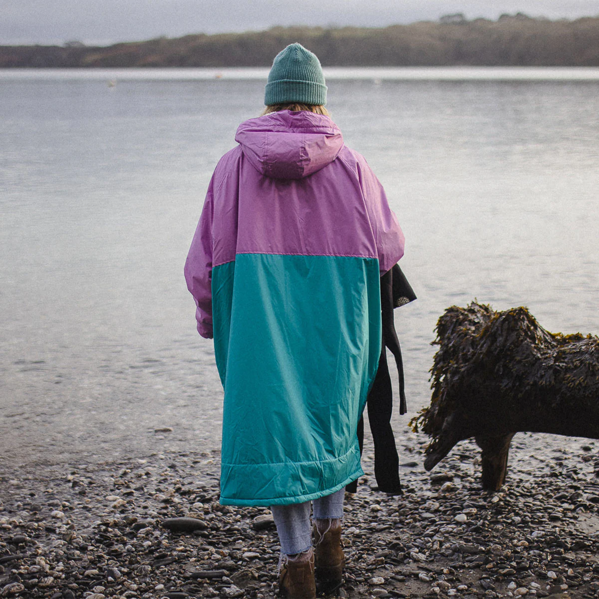 Roaming Sherpa Lined Changing Robe - Viridian Green/Orchid - Image 7