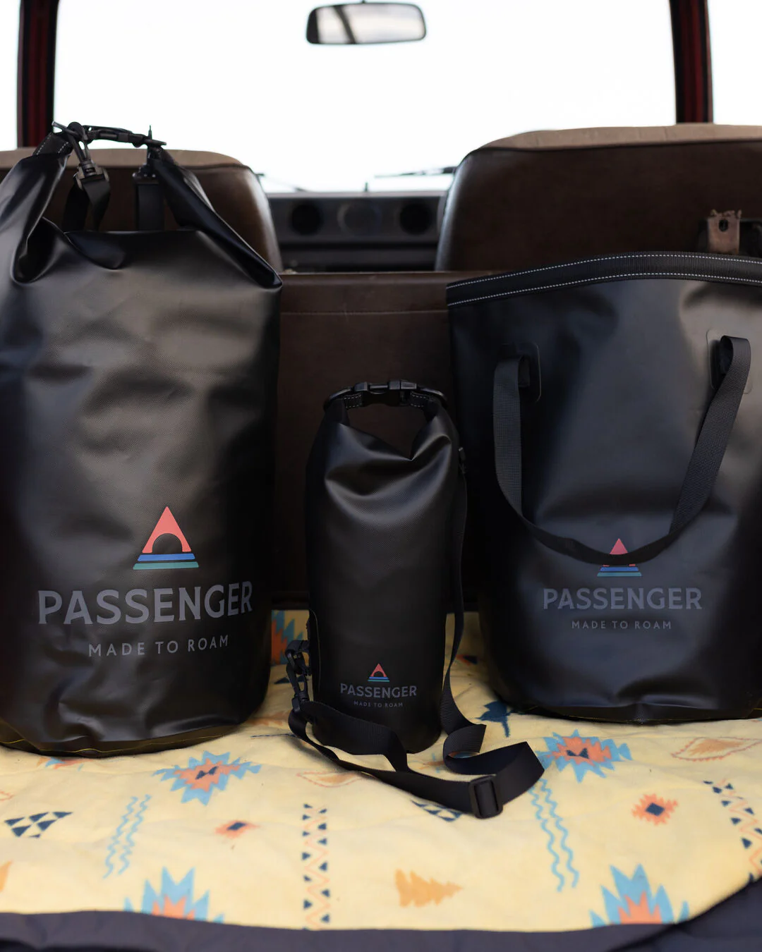 Tide 10L Dry Bag - Black - Image 6