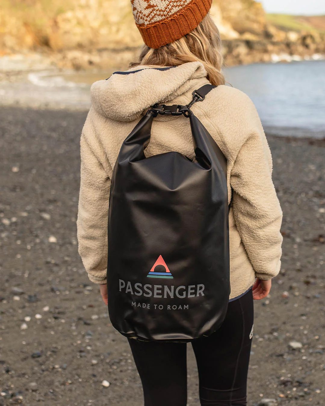 Tide 30L Dry Bag - Black - Image 3